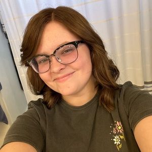 Meet your Posher, Kaila